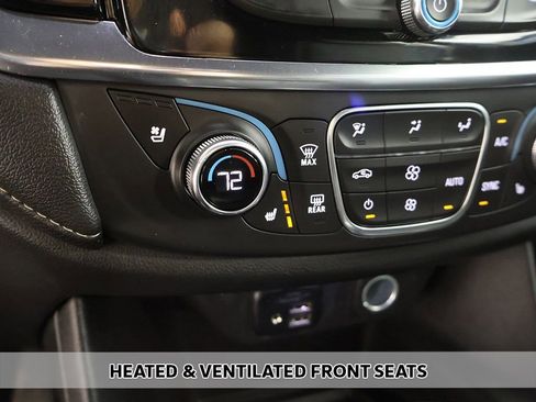 Used 2023 Chevrolet Traverse Premier image 10