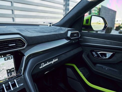 Used 2024 Lamborghini Urus Performante image 85