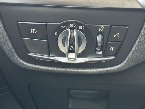 Used 2021 BMW X3 xDrive30e w/ Premium Package image 32