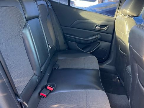 Used 2015 Chevrolet Malibu LT image 5