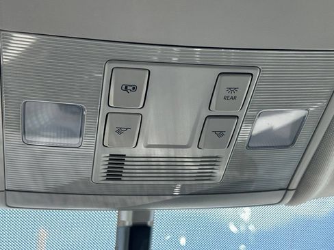 Used 2023 Volkswagen Taos S FWD image 38