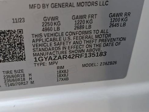 Used 2024 Cadillac XT4 Luxury w/ Cold Weather Package FWD image 28