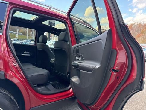 New 2026 Mercedes-Benz GLB 250 4MATIC image 28