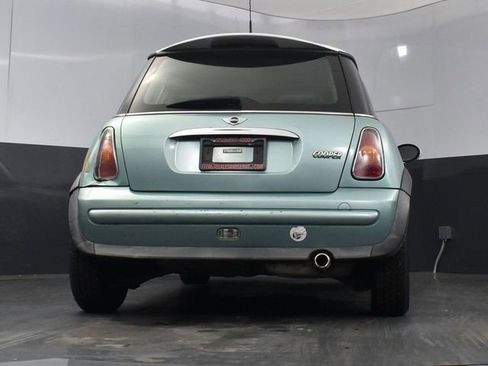 Used 2002 MINI Cooper Hardtop FWD image 19