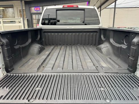 Used 2009 Nissan Titan XE image 26