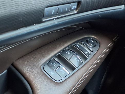 Used 2019 INFINITI QX60 Luxe w/ Essential Package image 11