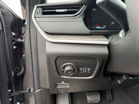 New 2026 Jeep Grand Cherokee Limited image 19