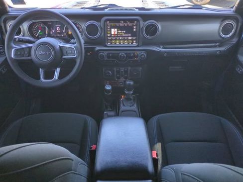 Used 2023 Jeep Wrangler Unlimited Rubicon 4xe AWD/4WD image 15