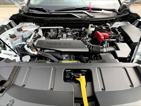 New 2026 Nissan Rogue Platinum image 16