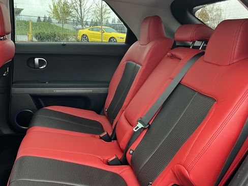 Used 2024 Hyundai Ioniq 5 Limited image 14