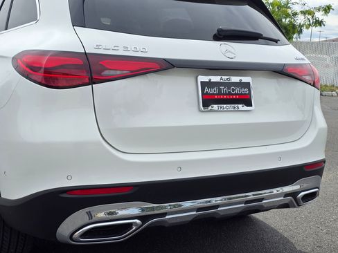 Used 2023 Mercedes-Benz GLC 300 4MATIC image 39