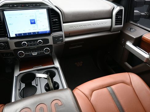 Used 2022 Ford F250 King Ranch w/ King Ranch Ultimate Package image 39