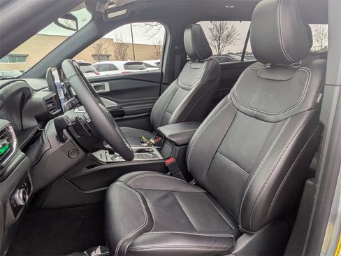 Used 2023 Ford Explorer ST w/ Equipment Group 401A image 19