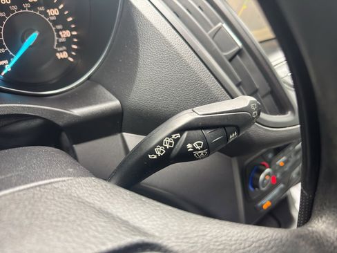 Used 2018 Ford Escape SE w/ Ford Safe & Smart Package image 14