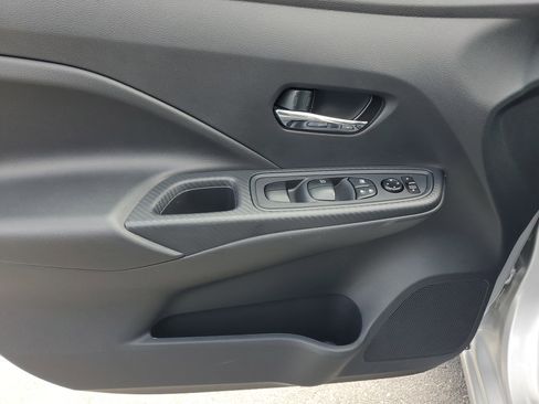 Certified 2025 Nissan Versa SV w/ Trunk Package image 24