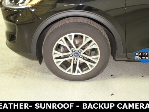 Used 2022 Ford Escape SEL image 12
