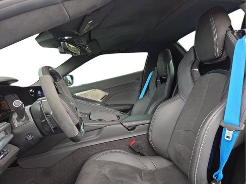 Used 2023 Chevrolet Corvette Z06 image 12