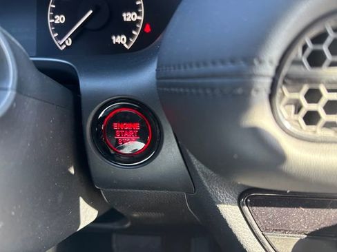 Certified 2023 Honda HR-V LX image 26