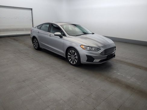 Used 2020 Ford Fusion SE AWD/4WD image 13