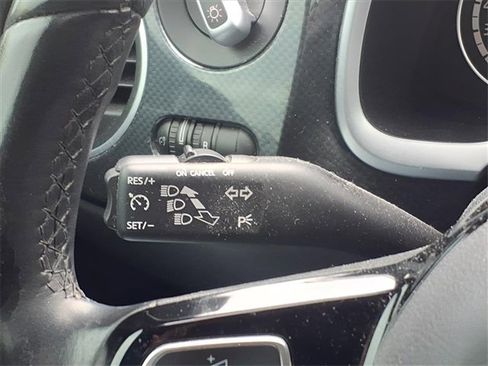 Used 2013 Volkswagen Beetle 2.0T image 12