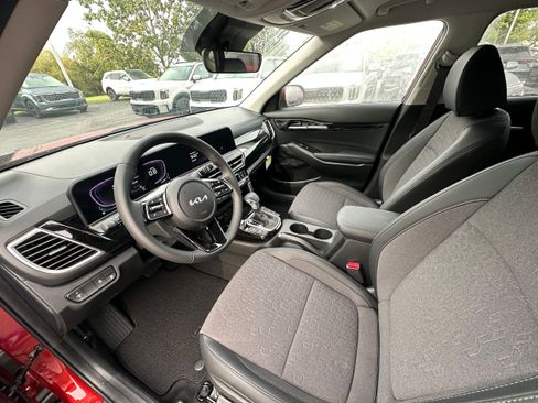 New 2026 Kia Seltos S image 31