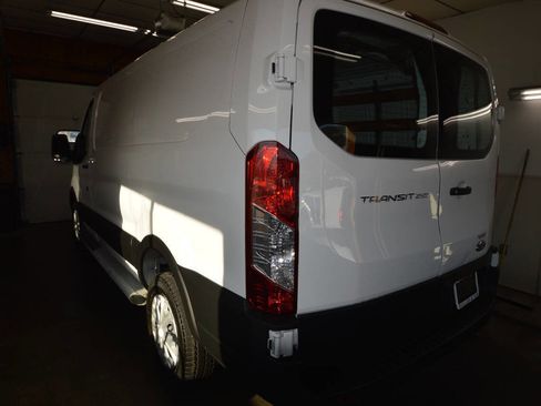 Used 2024 Ford Transit 250 Low Roof w/ Exterior Upgrade Package image 24