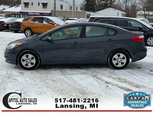 Used 2016 Kia Forte LX w/ LX Popular Package FWD image 5