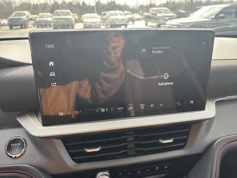 Used 2025 Ford Explorer ST-Line w/ ST-Line Street Pack image 26