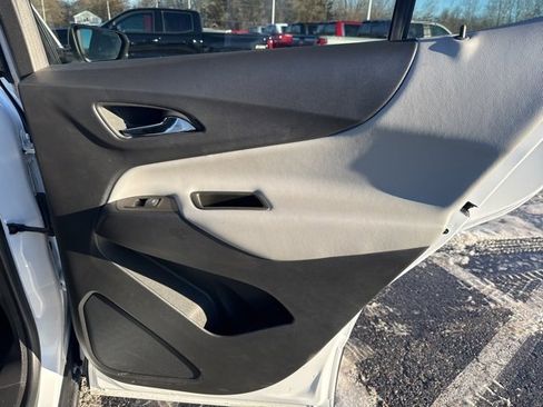 Used 2023 Chevrolet Equinox LS w/ LS Convenience Package image 20