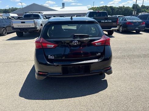 Used 2017 Toyota Corolla iM w/ All-Weather Mat Package FWD image 20