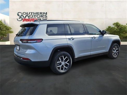 New 2025 Jeep Grand Cherokee L Limited w/ Trailer Tow Package image 5