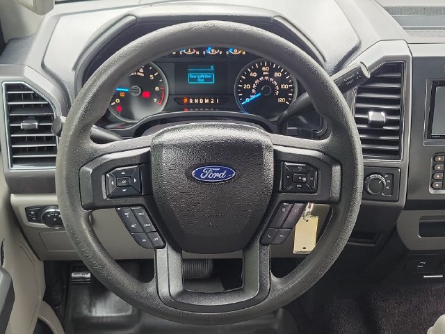 Used 2017 Ford F150 XLT AWD/4WD image 9