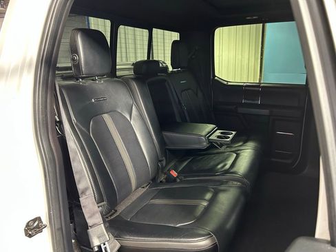 Used 2017 Ford F150 Platinum w/ Equipment Group 701A Luxury image 22