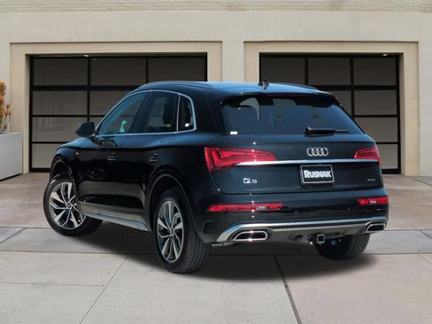 Used 2023 Audi Q5 2.0T Premium Plus w/ Premium Plus Package AWD/4WD image 2