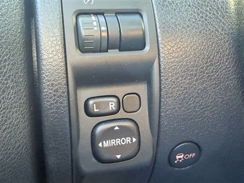 Used 2010 Subaru Forester 2.5X Premium AWD/4WD image 16
