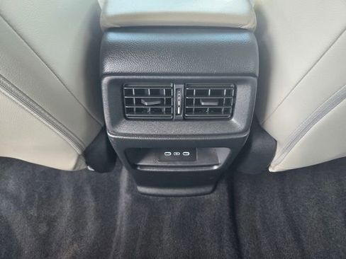 Used 2024 Honda CR-V EX-L image 10