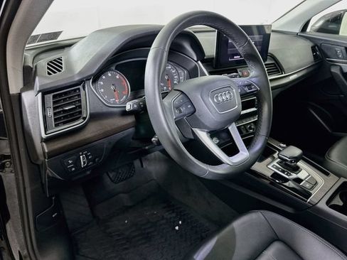 Used 2023 Audi Q5 2.0T Premium w/ Convenience Package AWD/4WD image 10