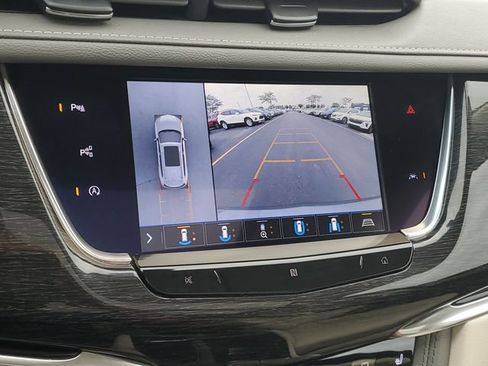Certified 2020 Cadillac XT6 Premium Luxury AWD/4WD image 28