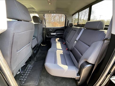 Used 2018 Chevrolet Silverado 1500 LT w/ All Star Edition image 15