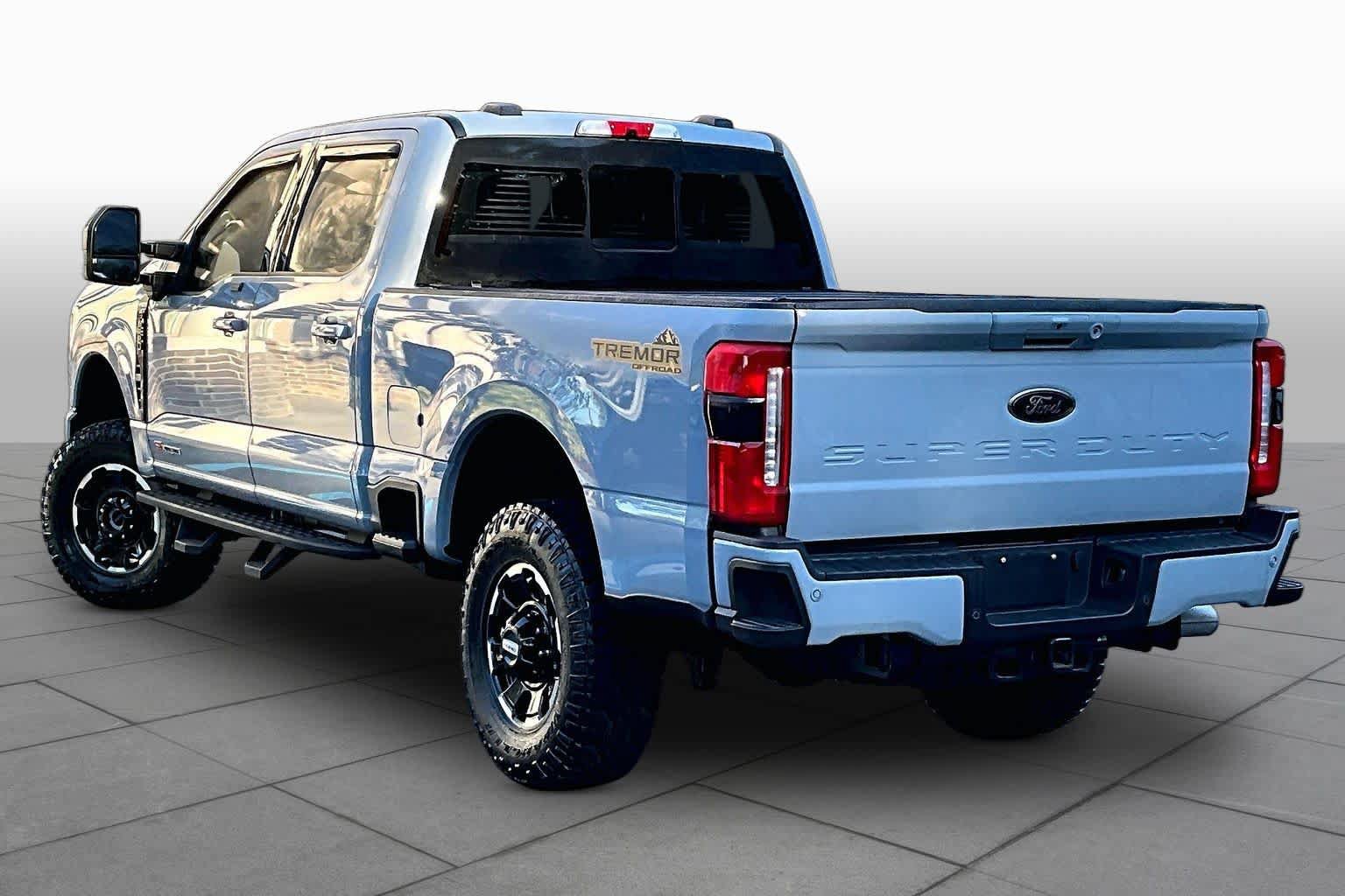 Used 2025 Ford F250 Lariat w/ Lariat Ultimate Package AWD/4WD image 12