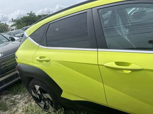 Used 2025 Hyundai Kona Limited FWD image 5