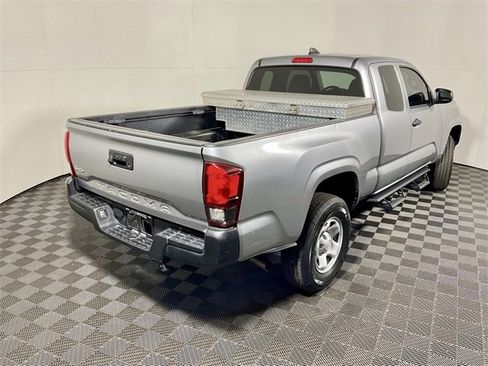 Used 2021 Toyota Tacoma SR image 14