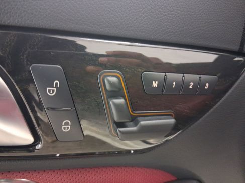 Used 2013 Mercedes-Benz SLK 55 AMG image 12