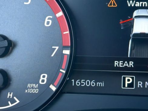 Used 2024 Nissan Frontier PRO-4X w/ Pro Convenience Package image 19