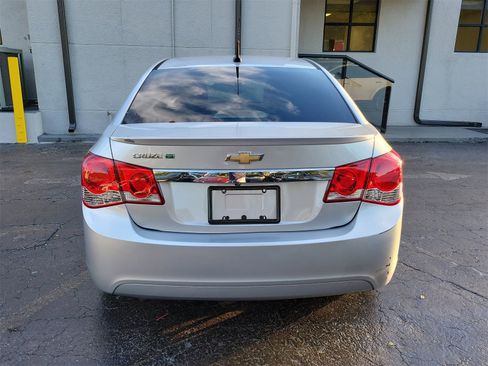 Used 2014 Chevrolet Cruze Eco image 5