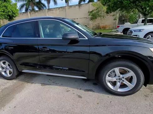 Certified 2023 Audi Q5 2.0T Premium w/ Convenience Package AWD/4WD image 9