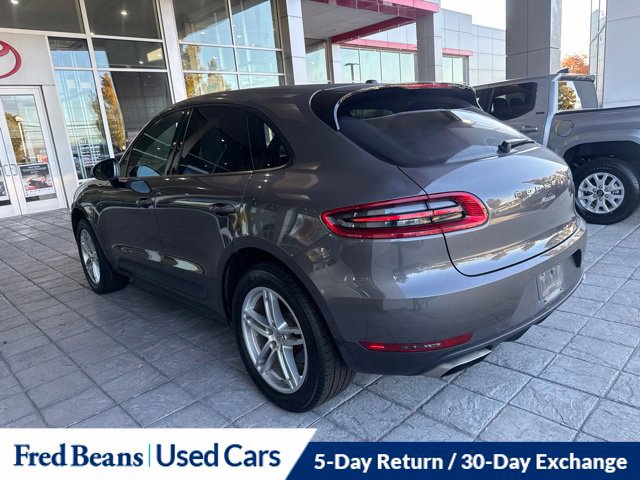Used 2018 Porsche Macan AWD/4WD image 16