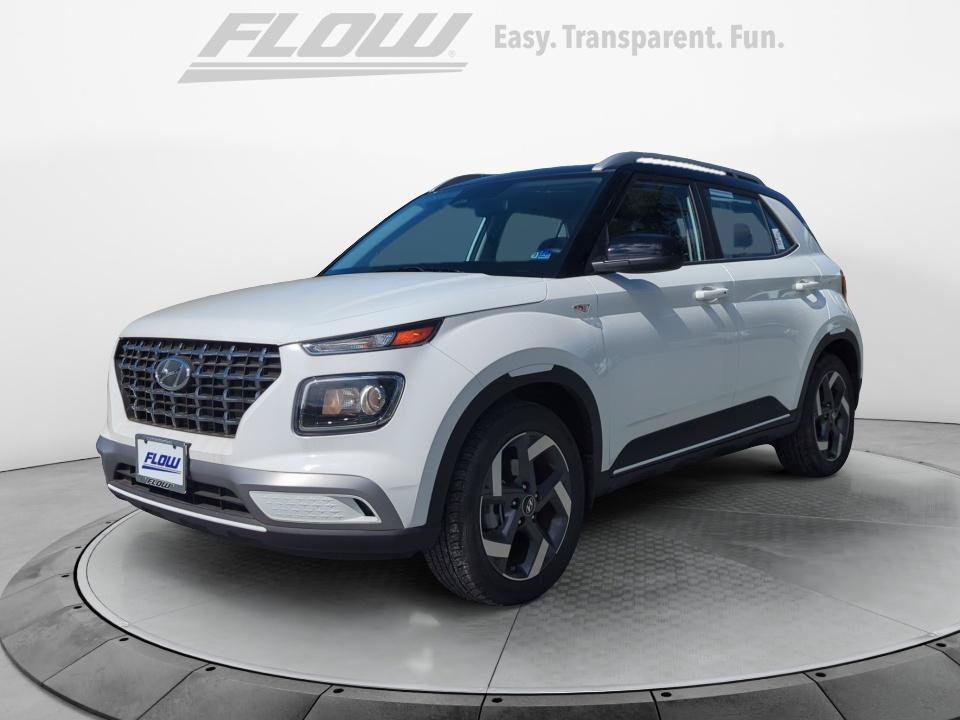 Certified 2026 Hyundai Venue SEL FWD image 4