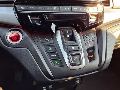 Used 2025 Honda Odyssey Sport-L image 11