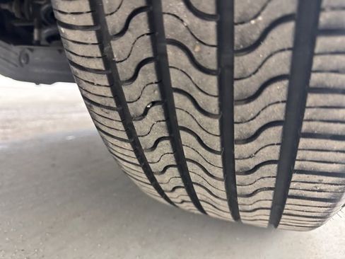 Used 2017 Kia Sorento EX w/ EX V6 Premium Package image 34